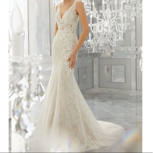 Morilee 8180 Mysteria Wedding Dress 10 open back